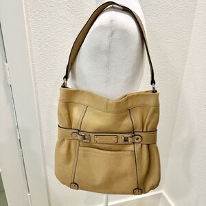 Tignanello Pebble Leather Light Tan Brown Slim Shoulder Purse Pockets Designer